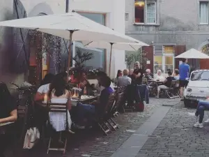 La Suite