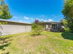 Kinloch Lake - Taupō Holiday House