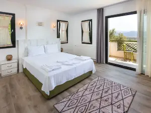 Beacon Hill Suites