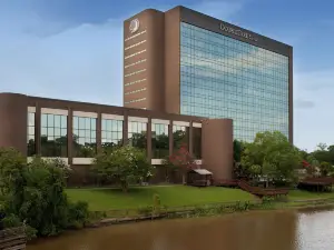 DoubleTree by Hilton Lafayette