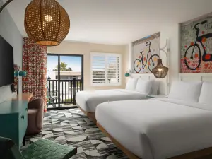 Holiday Inn Express & Suites Solana Beach-Del Mar