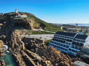 The Point Hotel & Spa