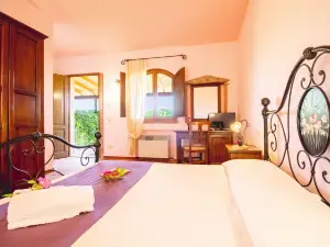 Agriturismo con piscina Poggio Pistolese VAL D'ELSA Cucina TIPICA toscana VACANZE nelle COLLINE della Val d'Elsa Montaione