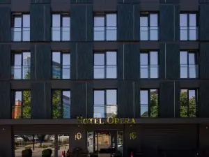 Hotel Opera