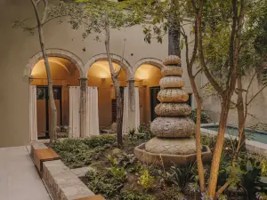 Hotel Palau Fugit
