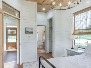 4-acre Plot: Farmhouse-chic Retreat in Forest!