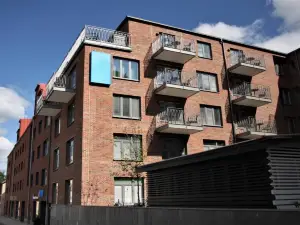 Sky Hotel City Apartments