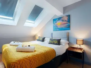 The Llangollen - Berwyn House