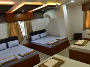 Hotel Bhakt Niwas Shegaon