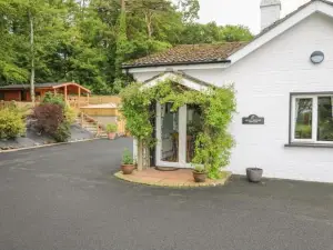 Quiet Waters Cottage