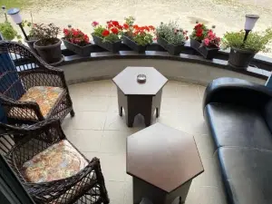 Luna Apartment