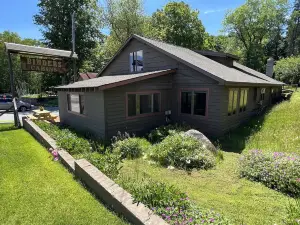 Adirondack Lake Cabins