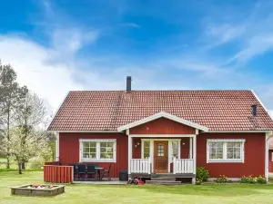 Awesome Home in Gränna with 4 Bedrooms and Wifi