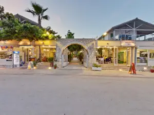Rouda Bay Beach Hotel