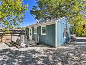 Cozy Warsaw Cottage: Walk to Drake Harbor!