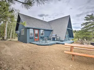 Modern Guffey A-Frame Cabin: Grill, 38 Acres!