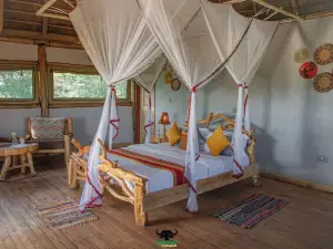 Embogo Lodges