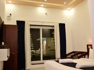 Sun & Sand Luxury Stays Sea View