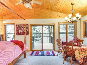 Short Drive to Itasca State Park - Waterfront Home