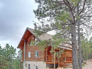 Custom Black hills log cabin w/ views, secluded, 12 miles to MT Rushmore!