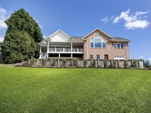 #1 Rated Vacation Home w/ Deep Water on the Main Channel