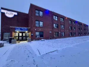 Illini Inn & Suites Hotel - Rantoul/Gifford/Champaign/Urbana