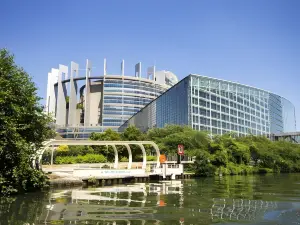 Nemea Appart Hotel Elypseo Strasbourg Port