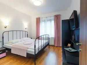 Modern Apartment Escape