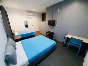 Hometown Hotel - Lacson Bacolod
