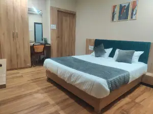 Hotel Bhavya