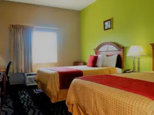 Oak Tree Inn & Suites