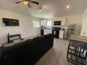 "The Blueberry Cozy home in quiet neighborhood