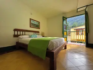 Hotel Vegas Del Rio