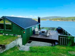 6 person holiday home in LINDÅS