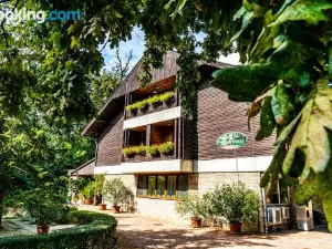 Ozoon Hotel