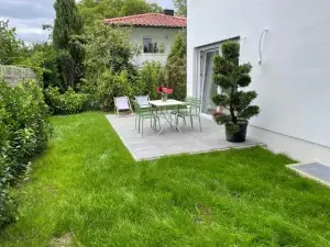 Ammersee Haus in Haus,wunderschöne Designerferienwohung Mit Garten
