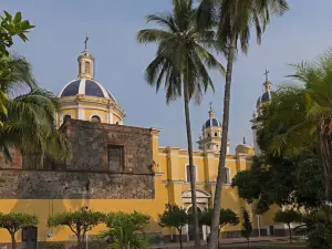 Concierge Plaza la Villa