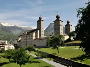 城堡飯店 - 城堡公園自助式入住飯店