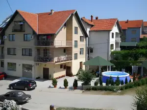 Apartments Nikolić