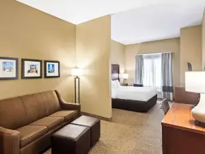 Comfort Suites