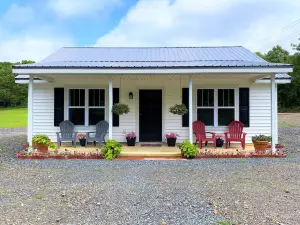Cozy, Modern Cabin with Private Hot Tub, Sleeps 6, Direct ATV Trail Access!