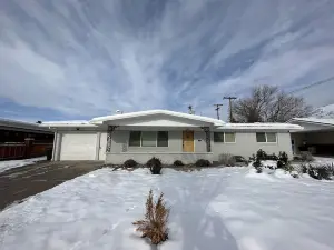 Perfectly located home in Logan Utah. Minutes from USU and next to Logan Canyon!