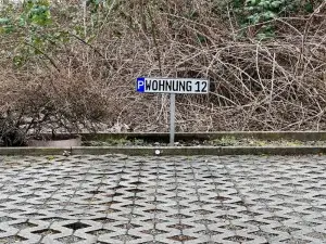 EDLER WOHNRAUM Luxuriöses Studio im Zentrum mit Balkon, Kaffeevollautomat, Klima & Parkplatz