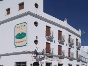 Hotel Restaurante Blanco y Verde