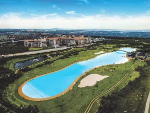 Steyn City Hotel by Saxon