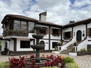 Hacienda Santa Ana Lodging
