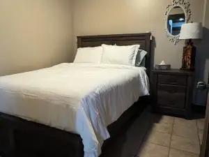 Clean, quite, private, fully furnished apartment!