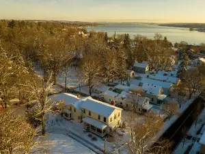 34 State "Historic Luxury Suites" Skaneateles