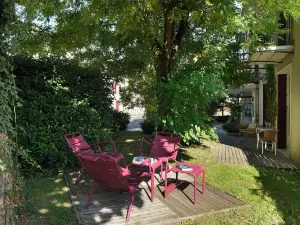 Logis Hôtel Saint Cyr