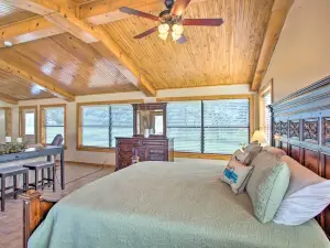 Pet-Friendly Efficiency Cottage w/ Pool!